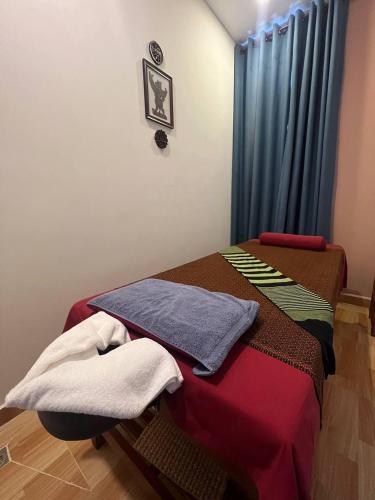 the moon kampot boutique