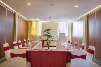 hotel central park and conference centre