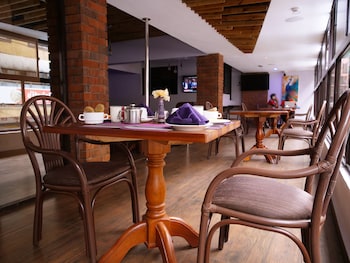 hotel central park and conference centre