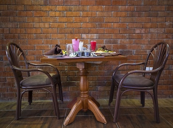 hotel central park and conference centre