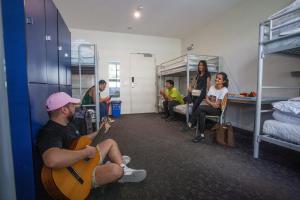 canberra city yha