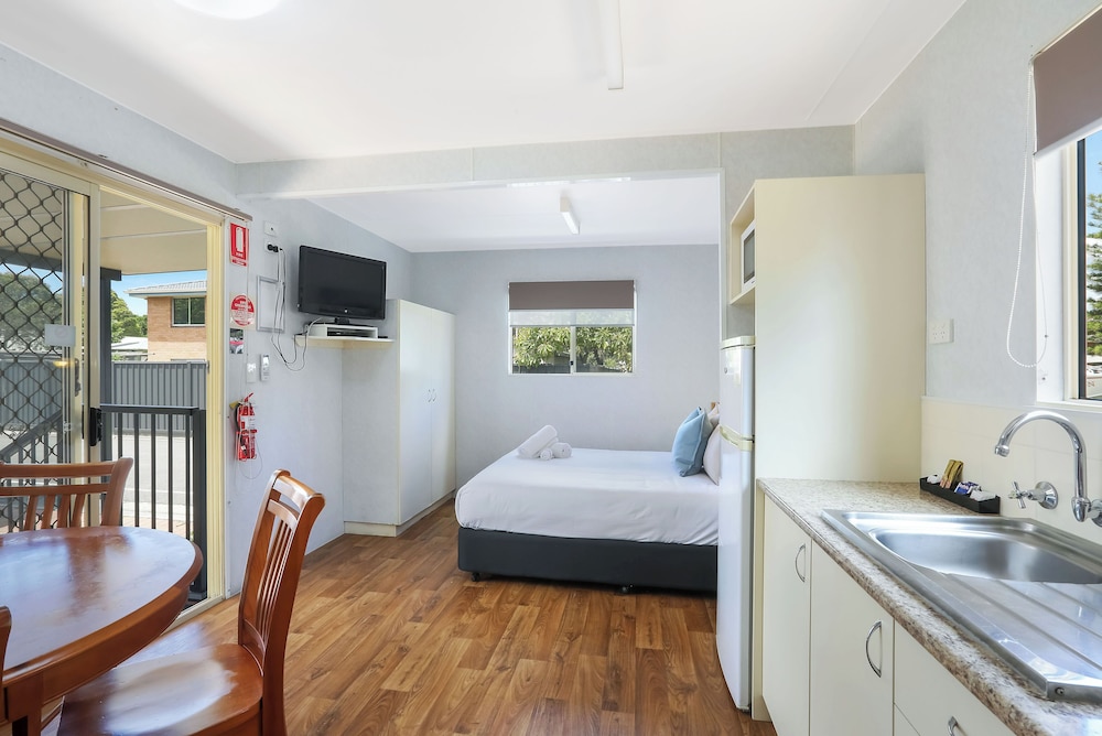 reflections tuncurry holiday park