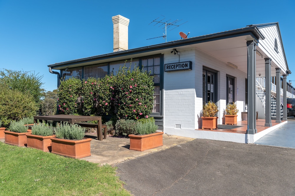 blue mountains highway motel