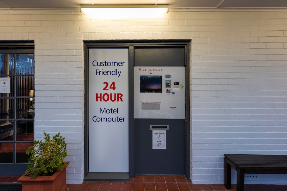 blue mountains highway motel