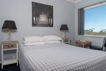 blue mountains highway motel