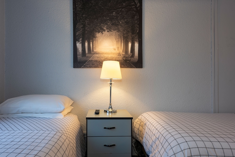 blue mountains highway motel