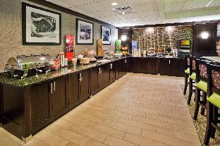 spark by hilton atlanta kennesaw town center