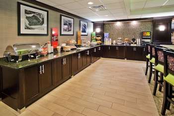 hampton inn atlanta town center kennesaw