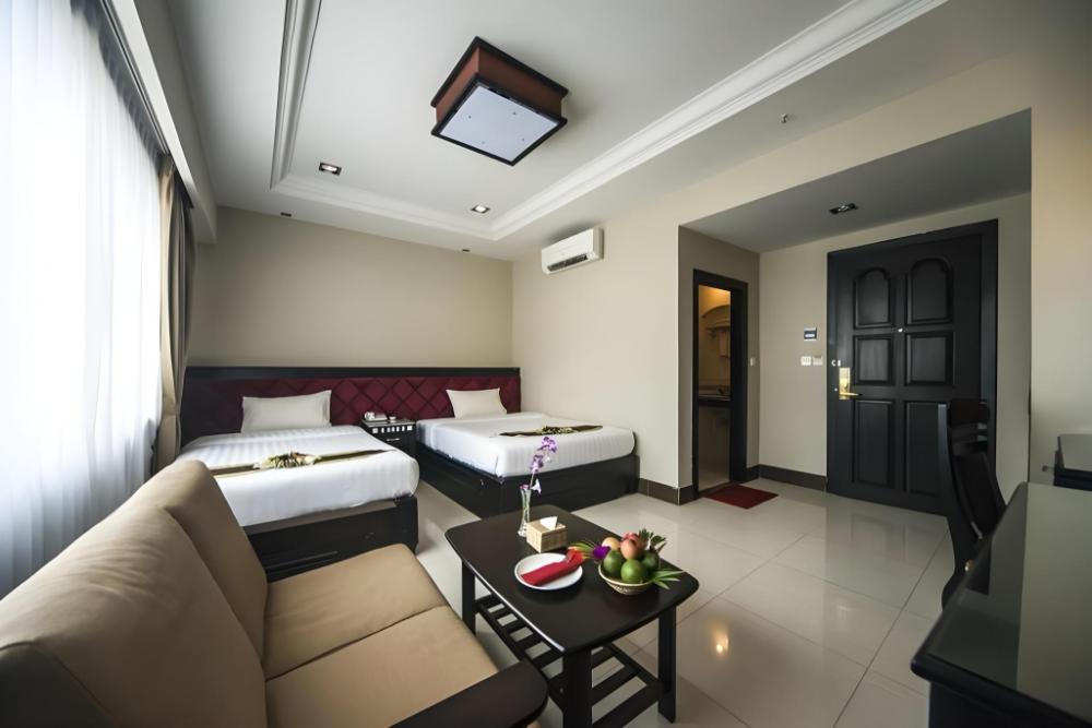 rock royal hotel and resort