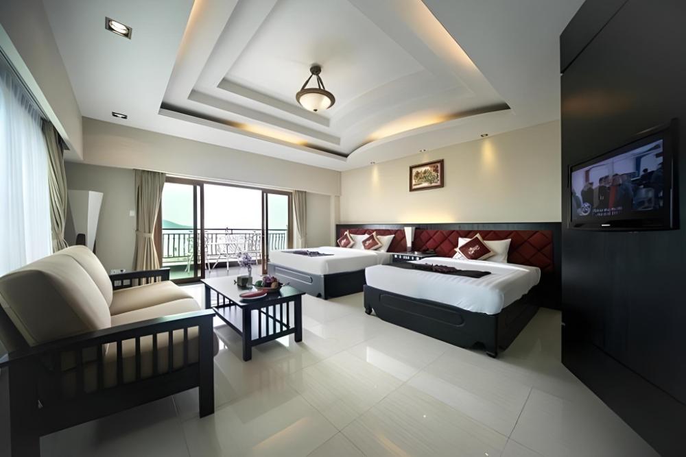 rock royal hotel and resort