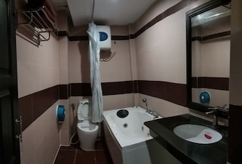 rock royal hotel and resort