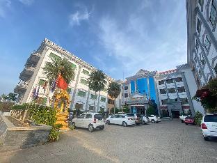 rock royal hotel and resort