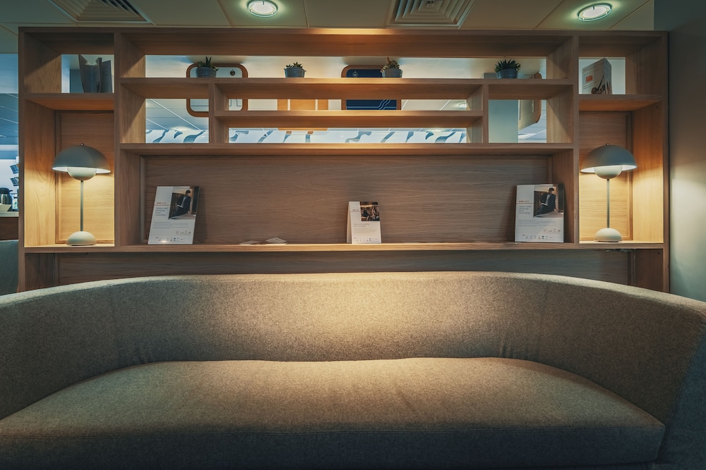 holiday inn express kettering by ihg