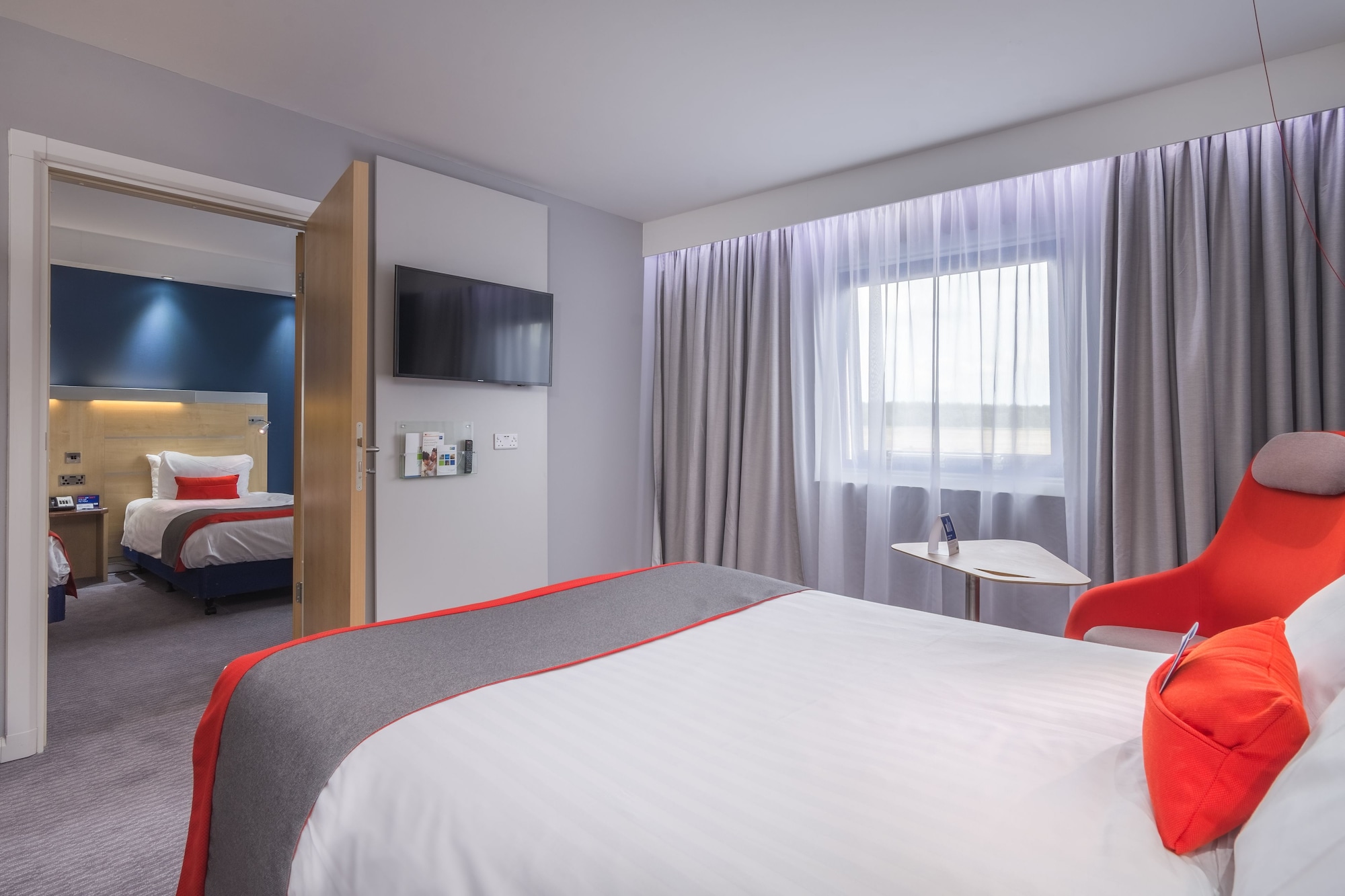 holiday inn express kettering by ihg