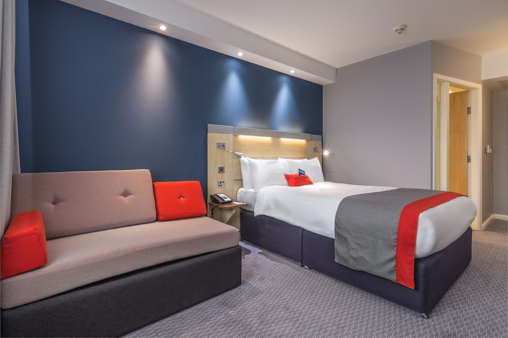 holiday inn express kettering by ihg
