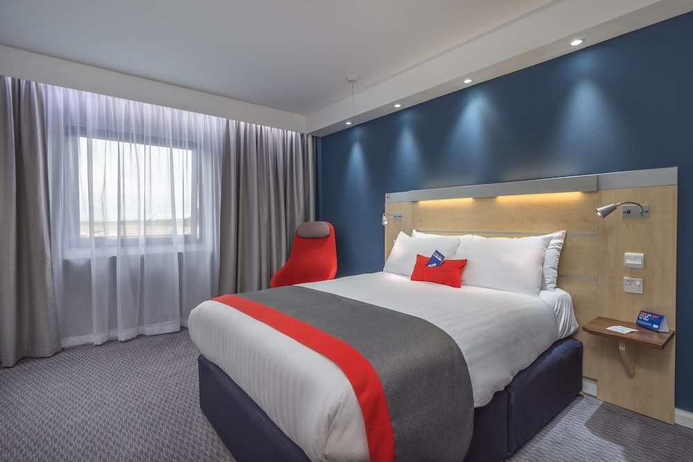 holiday inn express kettering by ihg