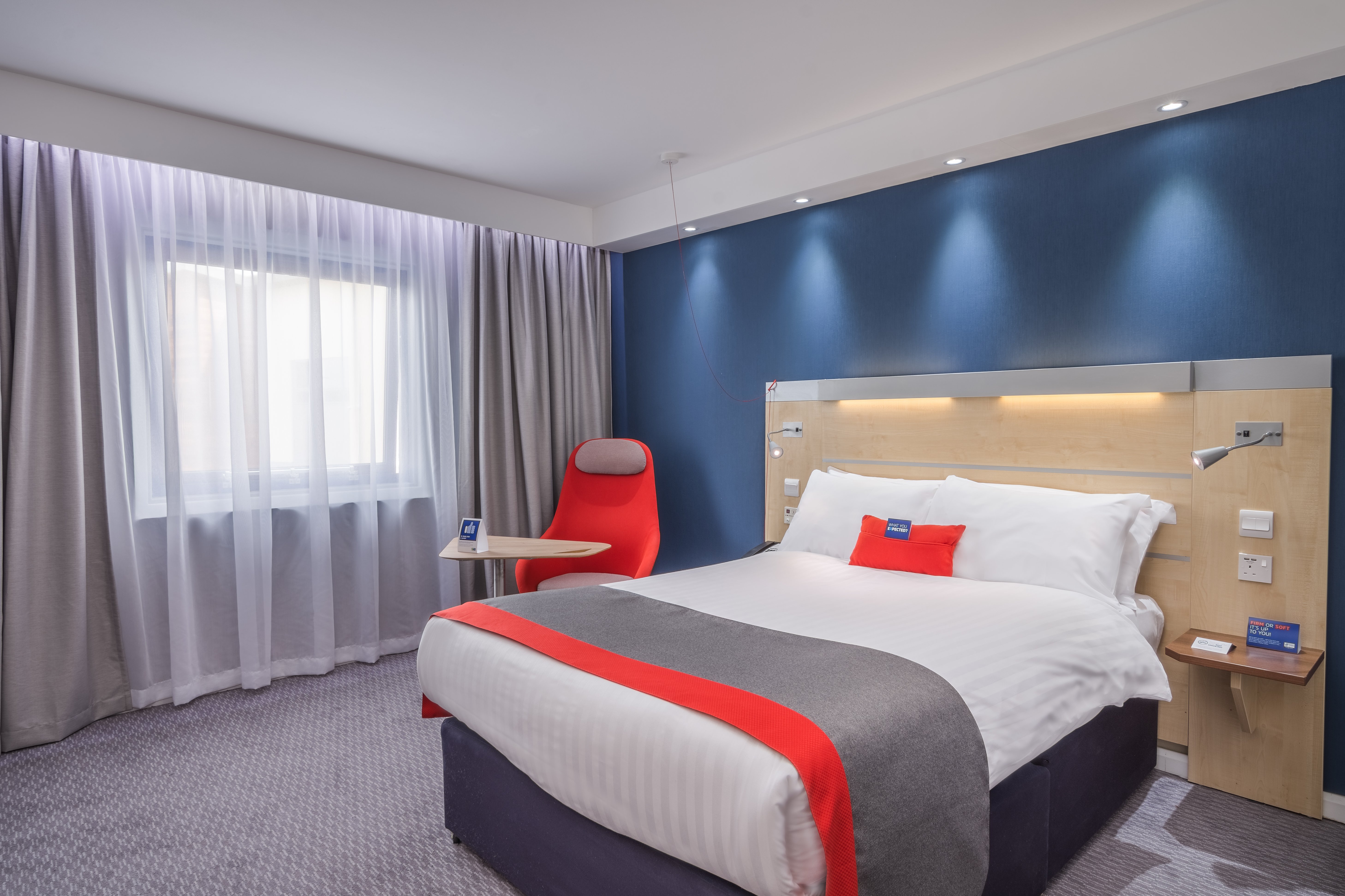 holiday inn express kettering by ihg