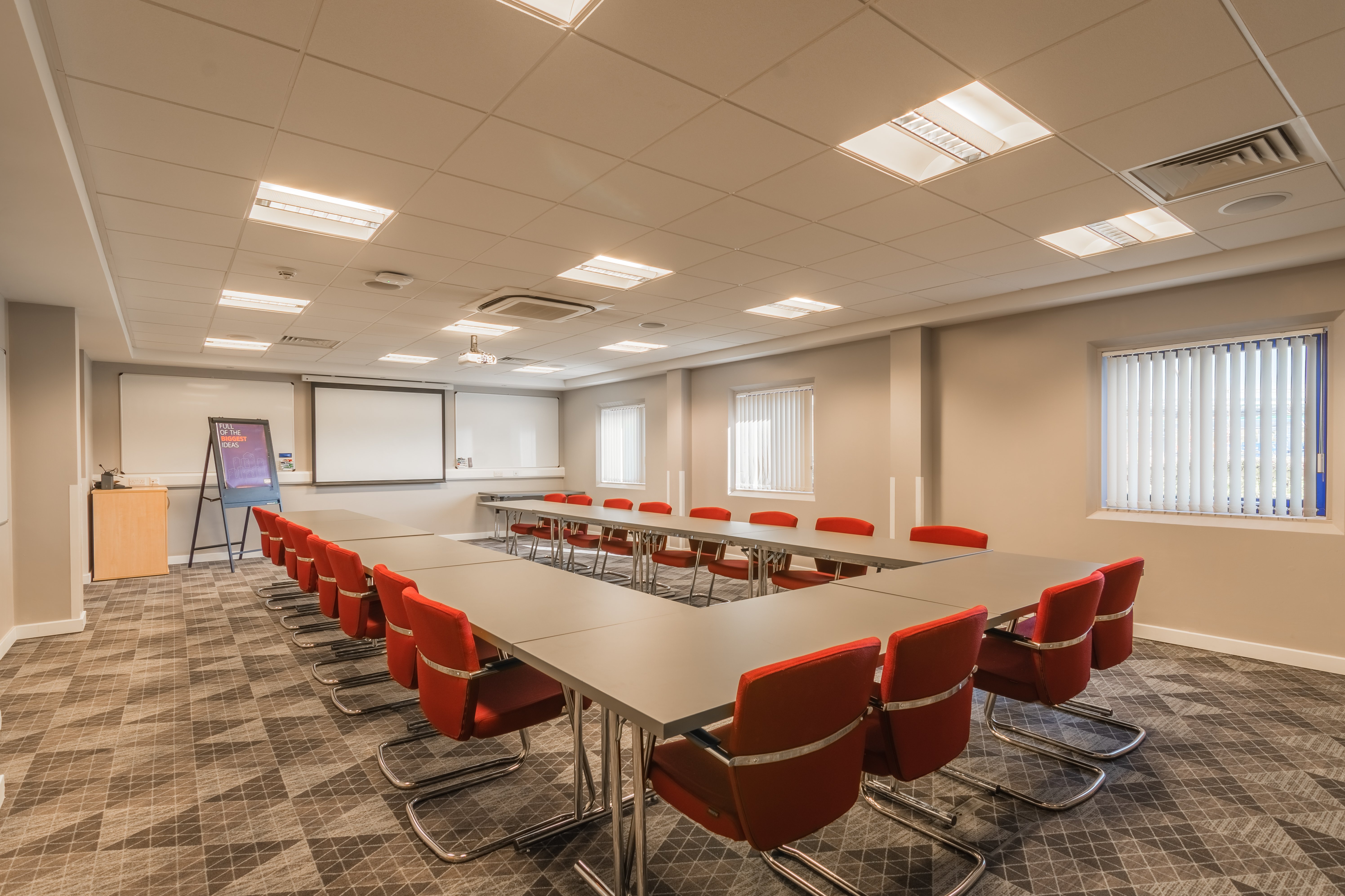 holiday inn express kettering by ihg