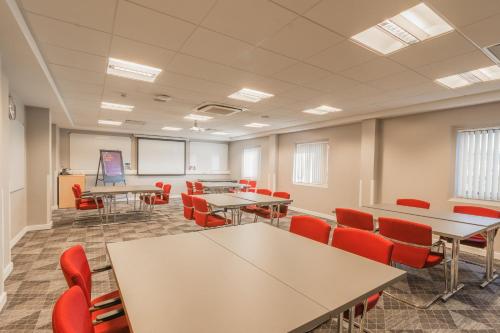 holiday inn express kettering by ihg