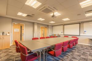 holiday inn express kettering by ihg