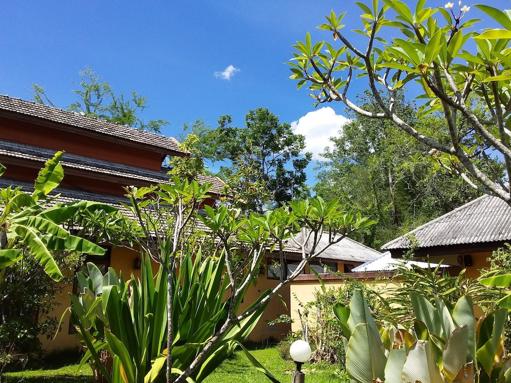 aroma pai hotel and spa