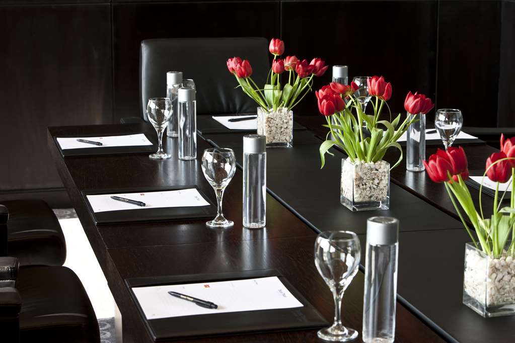 dusit thani lakeview cairo