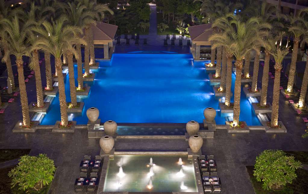 dusit thani lakeview cairo
