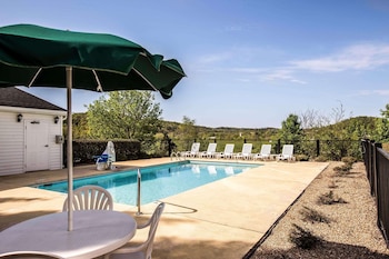 Quality Inn Kingsport,Kingsport>>Church Hill,3 star