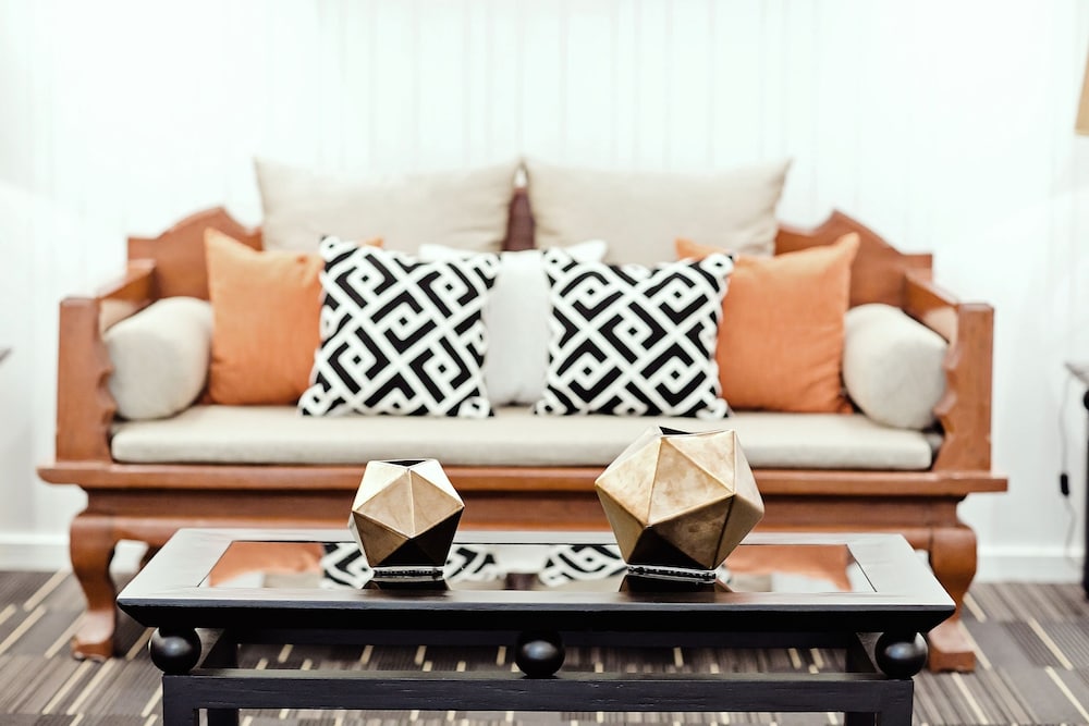 three sukhumvit hotel