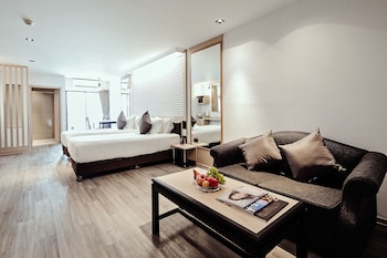 three sukhumvit hotel