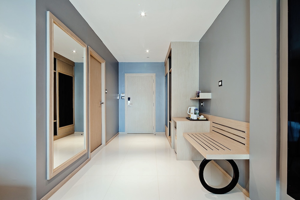 three sukhumvit hotel