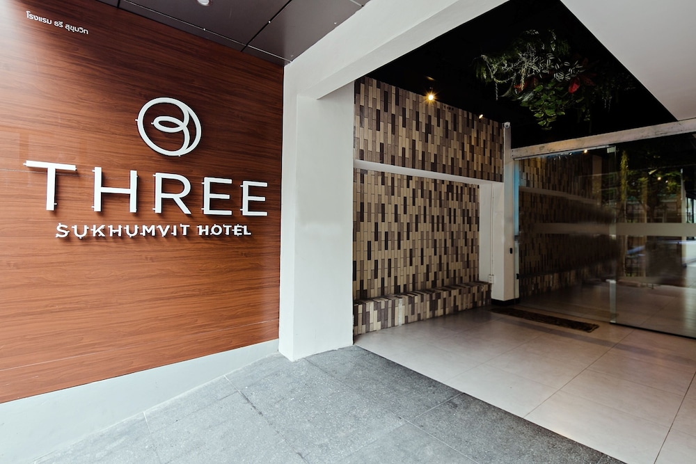 three sukhumvit hotel