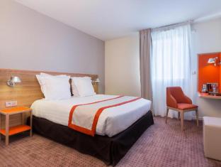 Gatsby Hotel & Restaurant By Happyculture,Bron>>3Rd Arrondissement,4 star