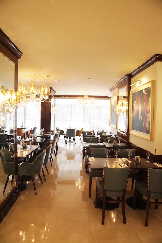 grand concerto hotel