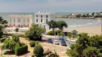 hotel belle vue royan
