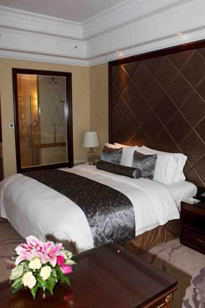 liaoning international hotel