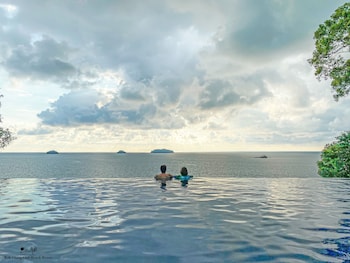 koh chang cliff beach resort