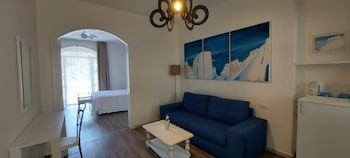 la locanda della castellana adults only