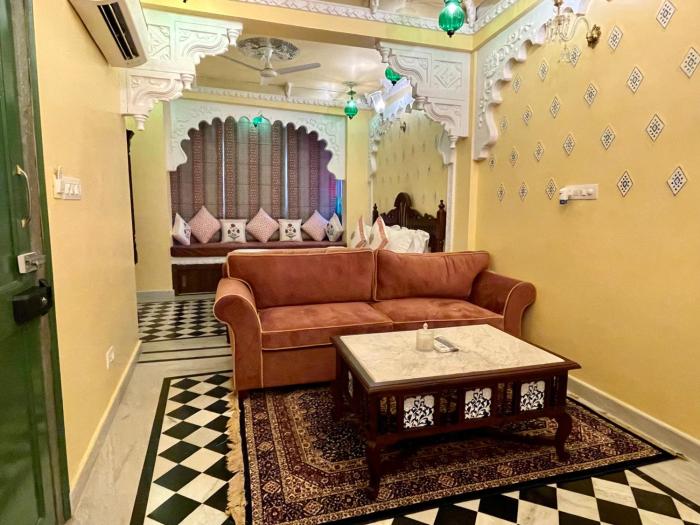 sheeshmahal by oladar