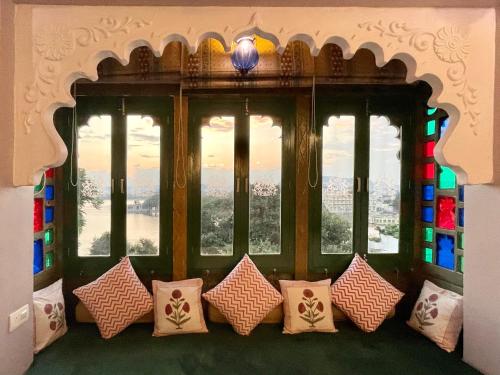sheeshmahal by oladar