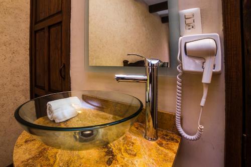 collection o al otro lado del rio puebla