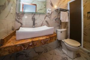 collection o al otro lado del rio puebla