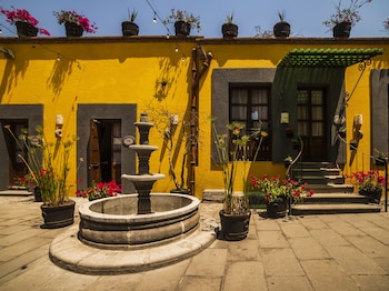 collection o al otro lado del rio puebla