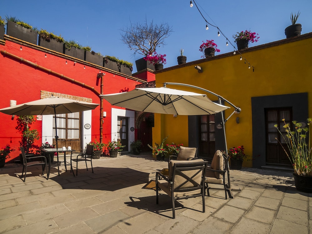 collection o al otro lado del rio puebla