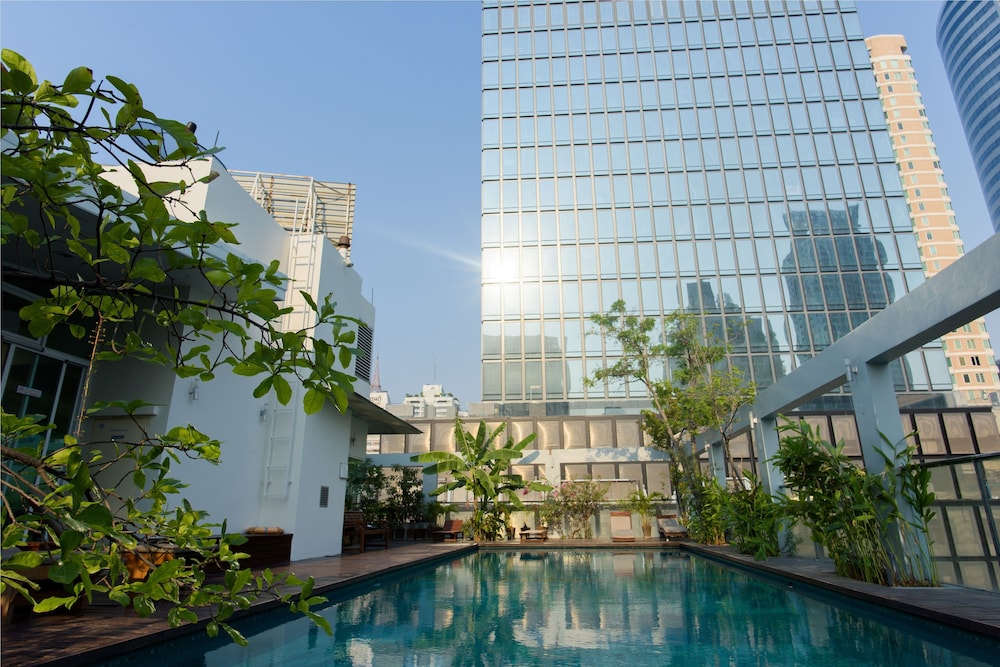 sabai sathorn