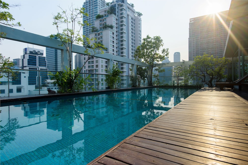 sabai sathorn