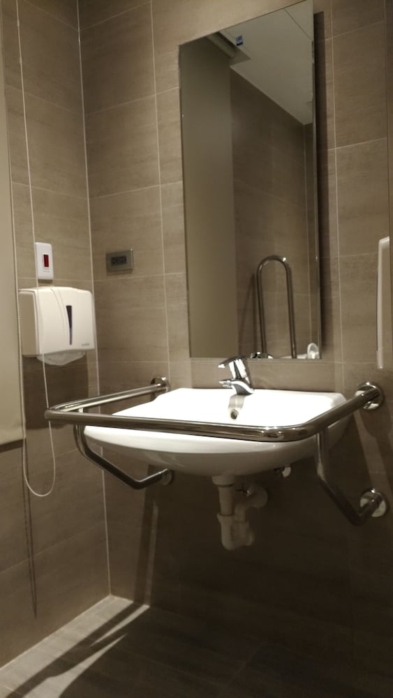 cityinn hotel plus fuxing n rd branch