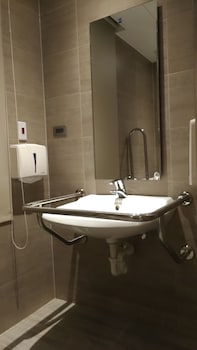 cityinn hotel plus fuxing n rd branch