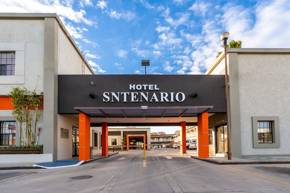 Hotel Sntenario