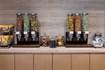 new york laguardia airport marriott